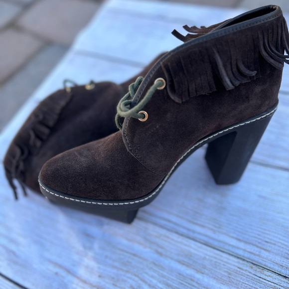 COPY - Tory Burch Hilary Suede Booties - Picture 6 of 12